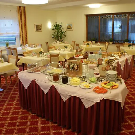 Hotel Margarethenhof 3*