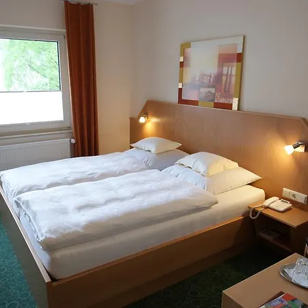 Margarethenhof 3*