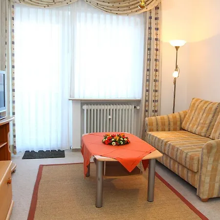 Margarethenhof 3*